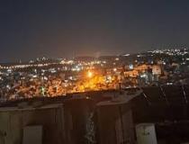 عدوان إسرائيلي واسع على مخيم نور شمس في طولكرم والمقاومة تتصدى
